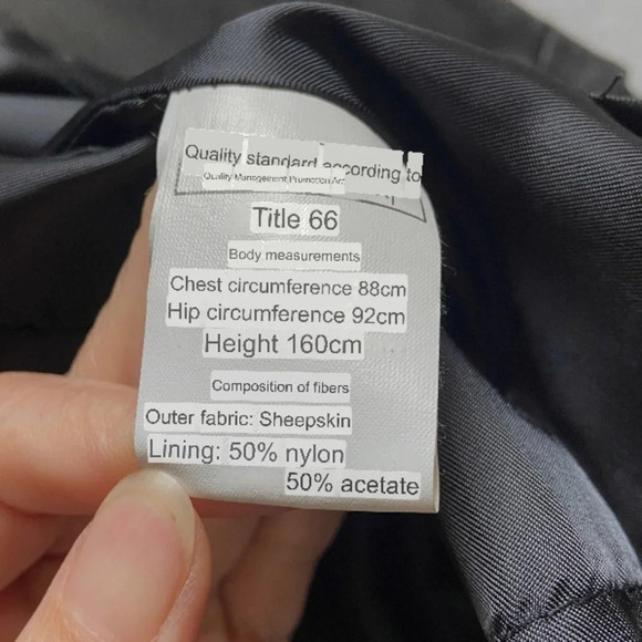 Classic Black sheepskin button leather jacket Sz S/M 17"PTP - Picture 8 of 10